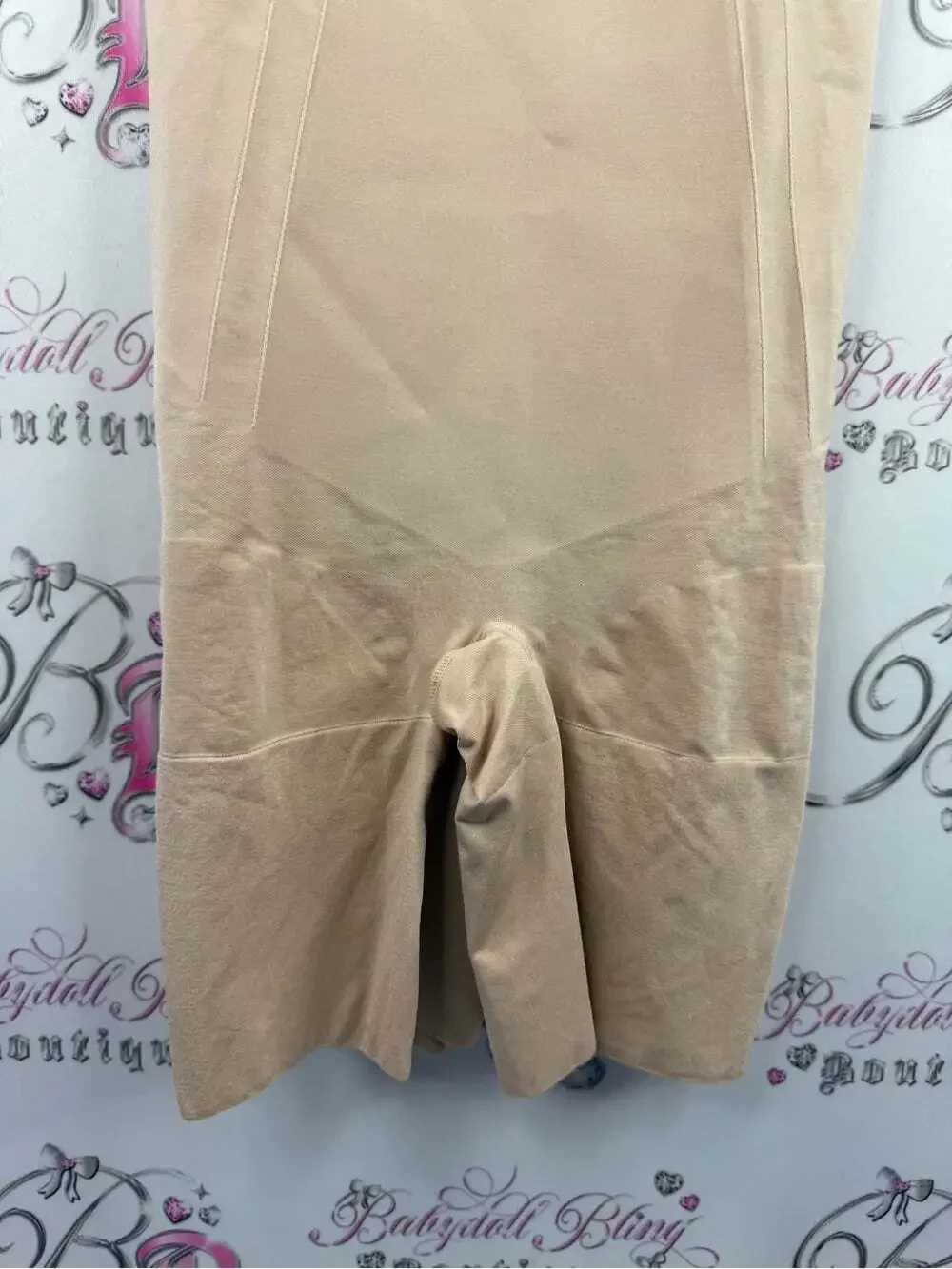 SPANX sculpt bodysuit brand new with tags Nude/Tan Full Coverage Shaping shorts